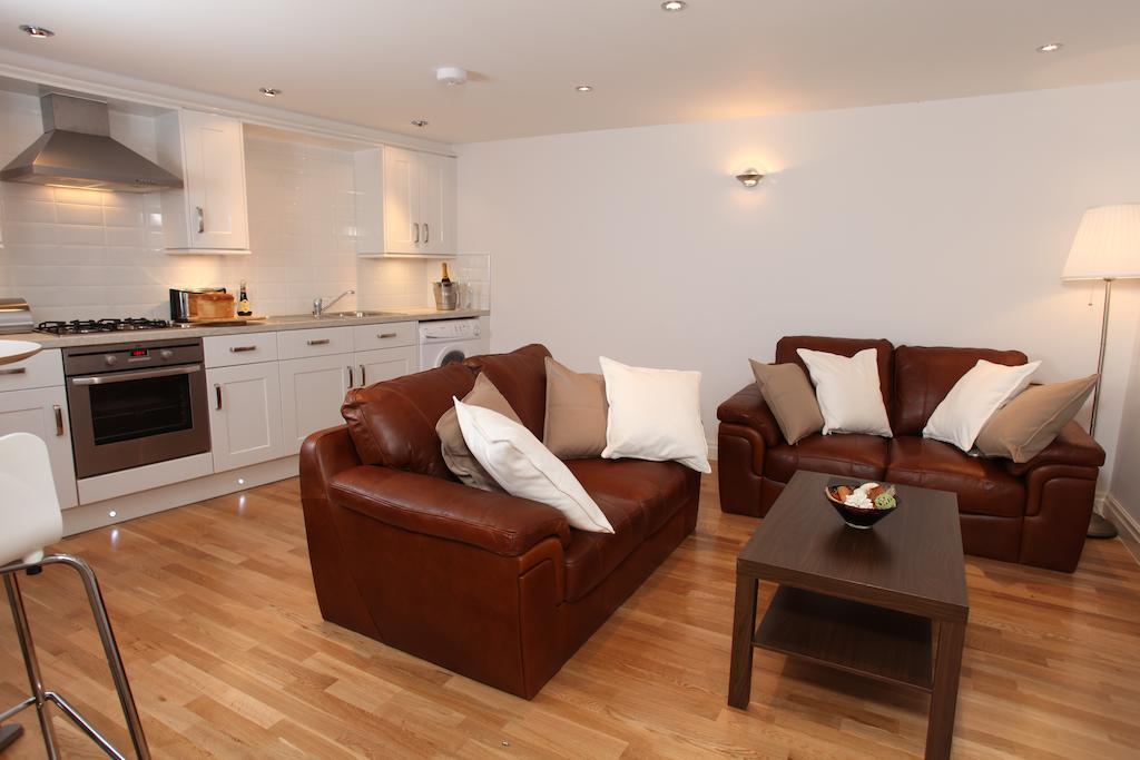 West Street Mews Apartment Ексетър Стая снимка